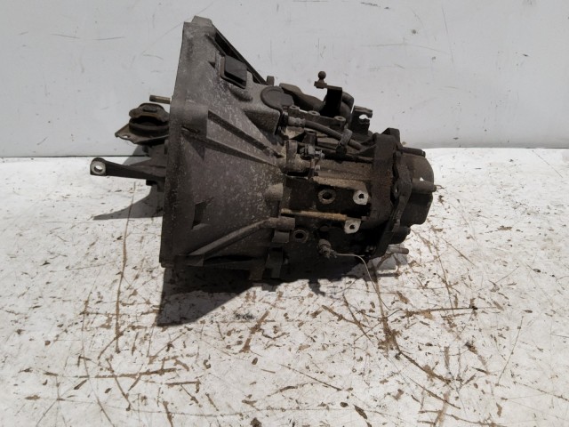 212121 Alfa Romeo 147 2000-2010 1,6 16v benzin váltó
