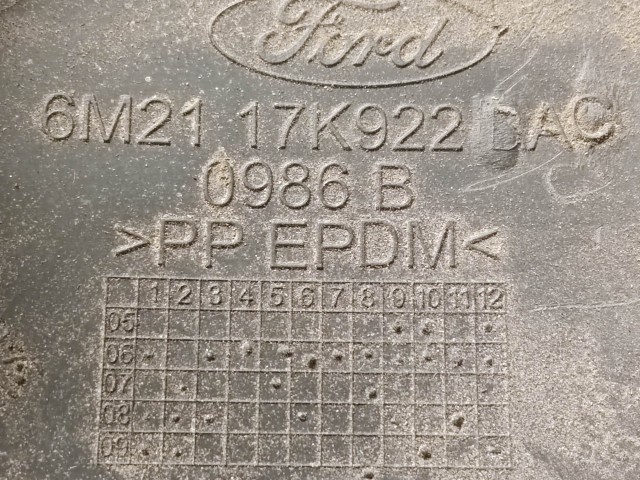 Ford S-MAX 2006-2014 2006-2014 Vonószem takaró használt  fekete hátsó 