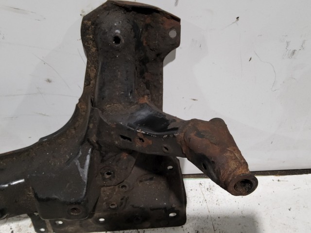 212168 Alfa Romeo 156, 147, Gt első segédalváz (bölcső), a képen látható állapotban