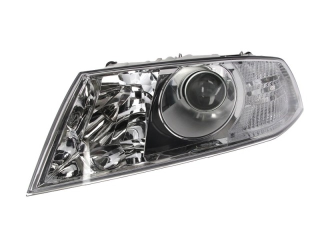 Skoda Octavia II. 2004-2008 utángyártott új bal első fényszóró DE-H7/H1 motorral (projektoros) TYC