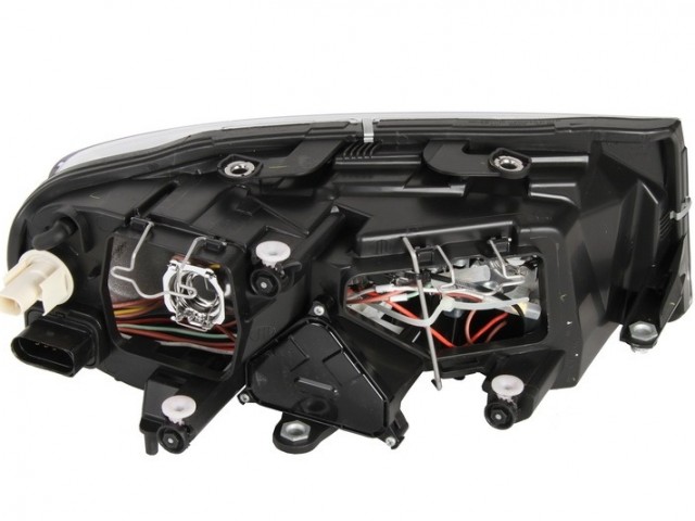 Skoda Superb I. 2001-2008 utángyártott új bal első fényszóró H7/2H3 ködl. (motorral) DEPO