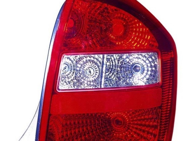 Kia Cerato 2003-2009 utángyártott új jobb hátsó lámpa (5 ajtós)