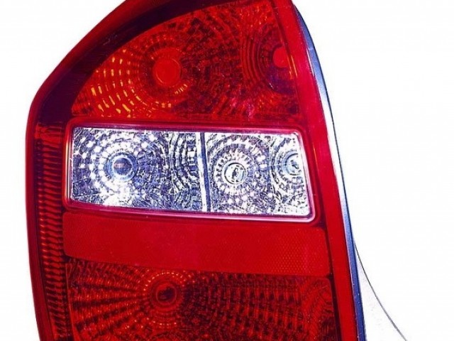 Kia Cerato 2003-2009 utángyártott új bal hátsó lámpa (5 ajtós)