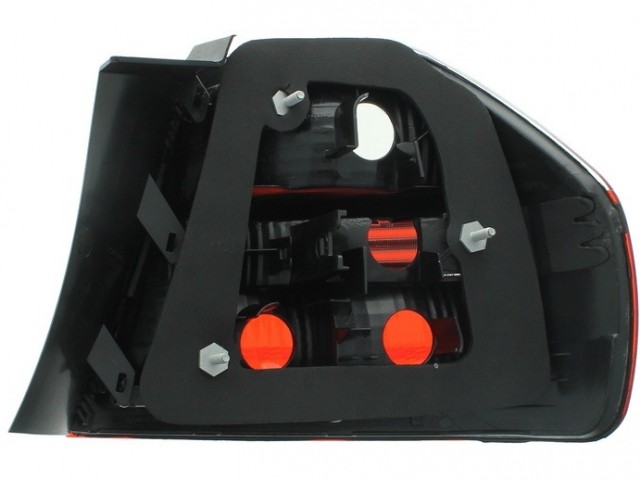 BMW 3 E90 2005-2008 utángyártott új bal hátsó külső lámpa sötét.