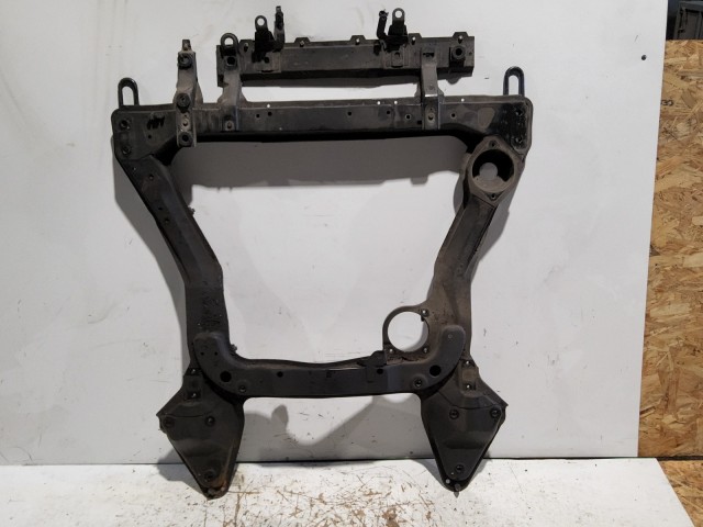 212174 Alfa Romeo 166 1998-2007 első segédalváz (bölcső)