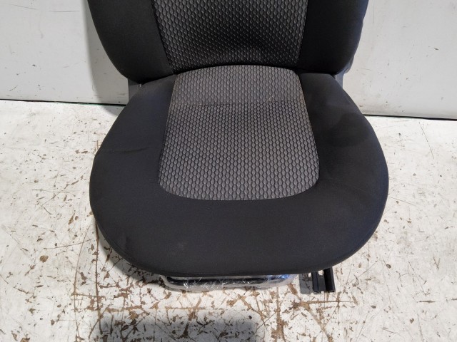 212180 Fiat Linea 2007-2017 jobb első sszövet ülés