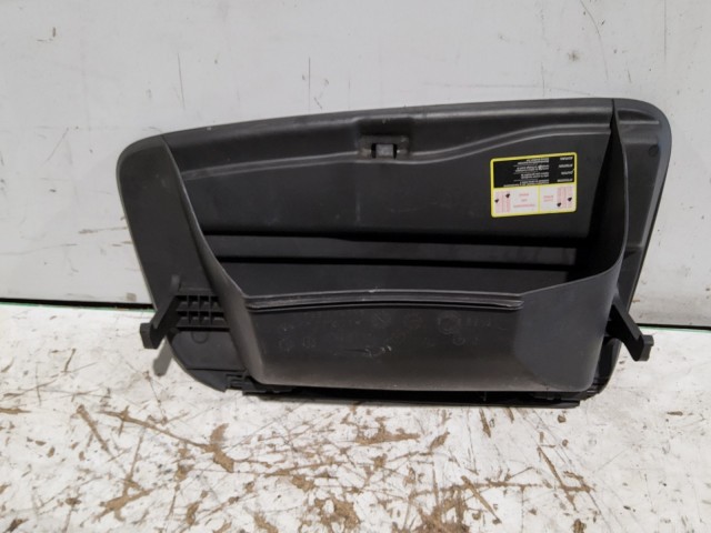 206276 Fiat Punto II.-III. fekete színű utaoldali légzsákos kesztyűtartó, a képen látható állapotban