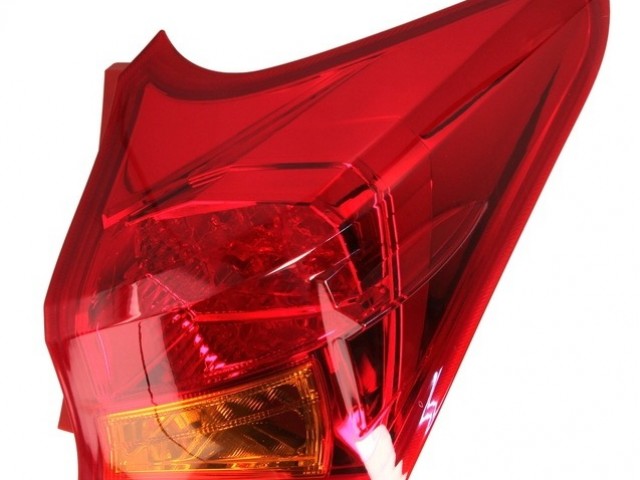 Toyota Auris 2012-2015 E18 utángyártott új jobb hátsó lámpa LED (5 ajtós)