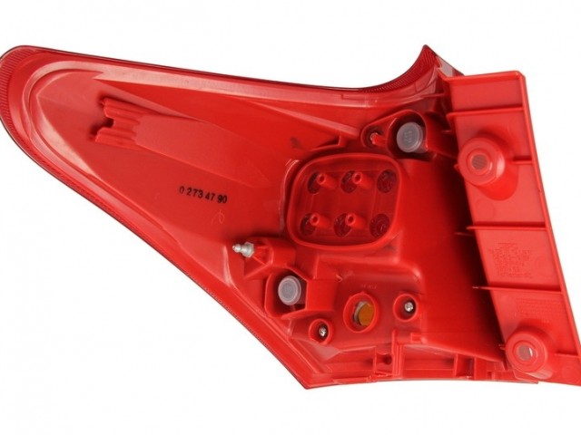 Toyota Auris 2012-2015 E18 utángyártott új jobb hátsó lámpa LED (5 ajtós)