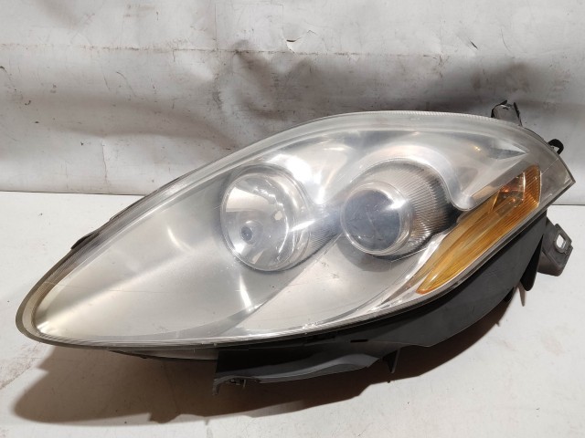 209718 Fiat Bravo 2007-2014 bal első fényszóró, a képen látható sérüléssel