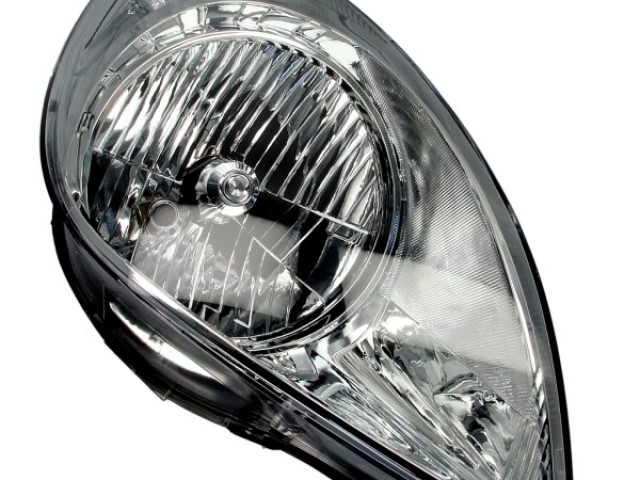 Hyundai I20 2008-2012 utángyártott új jobb első fényszóró H4 (motoros) TYC