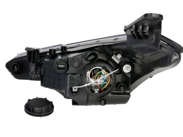 Hyundai I20 2014-2020 utángyártott új jobb első fényszóró H4 fekete h. 5a. (motoros) TYC