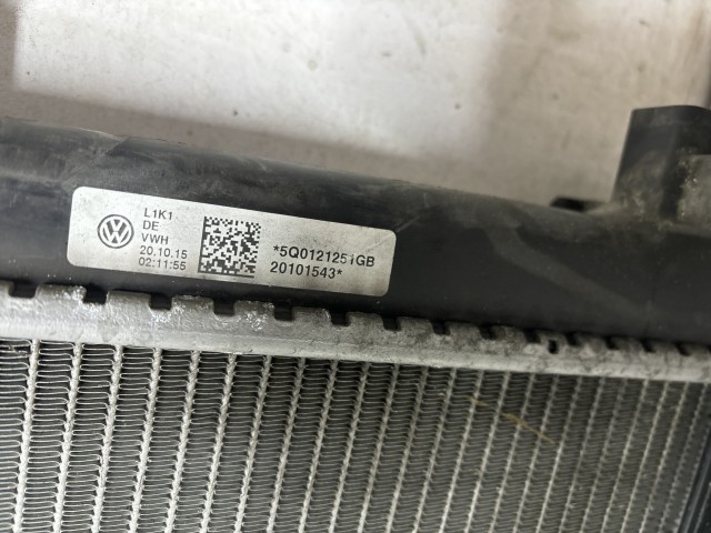 211791 Audi,Seat, Skoda, Volkswagen vízhűtő 5Q0121251GB