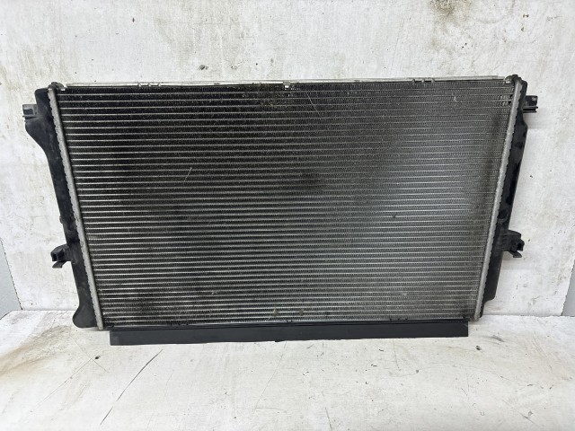 211790 Audi, Seat, Skoda, Volkswagen vízhűtő 5Q0121251GD