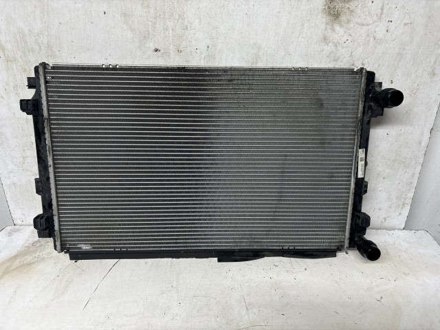 211790 Audi, Seat, Skoda, Volkswagen vízhűtő 5Q0121251GD