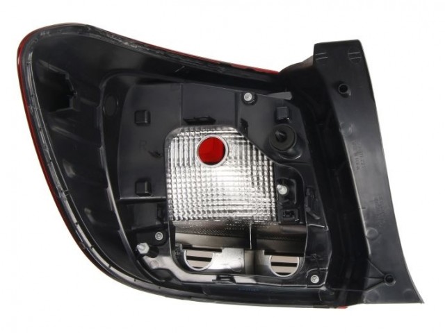 Dacia Sandero II. 2017-2020 utángyártott új jobb hátsó lámpa