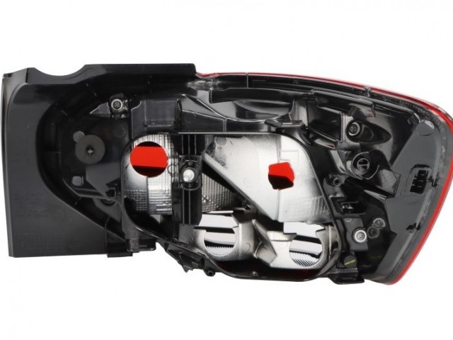 Dacia Sandero 2021- utángyártott új bal hátsó lámpa P21/5W,PY21W,P21W