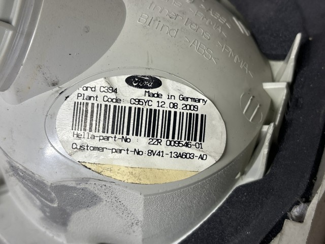 211817 Ford Kuga I. 2008-2012 2008-2012 Lámpa , Fényszóró használt  bal hátsó belső