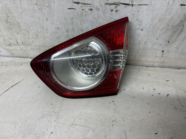 211816 Ford Kuga I. 2008-2012 2008-2012 Lámpa , Fényszóró használt  jobb hátsó belső