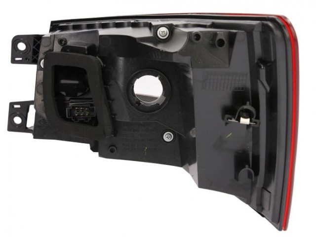 Skoda SuperB III. 2015-2019 utángyártott új bal hátsó külső lámpa LED (Sedan)