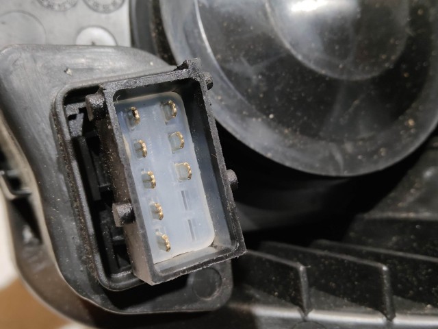 Opel Zafira B 2007-2014 utángyártott új jobb első fényszóró H1/H7 króm házas (motorral) DEPO