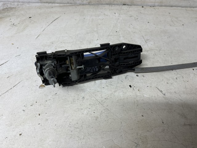 Seat Leon 5F 2012-2020 2012-2020 Kilincs használt  bal első külső