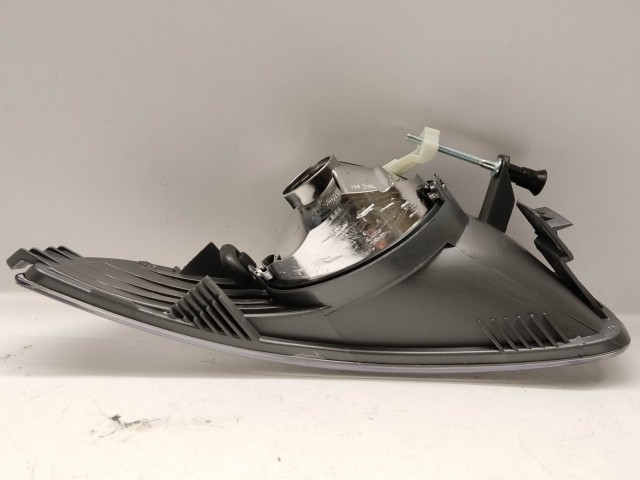 Skoda Superb II. 2008-2009 utángyártott új bal első ködlámpa H8 bal TYC