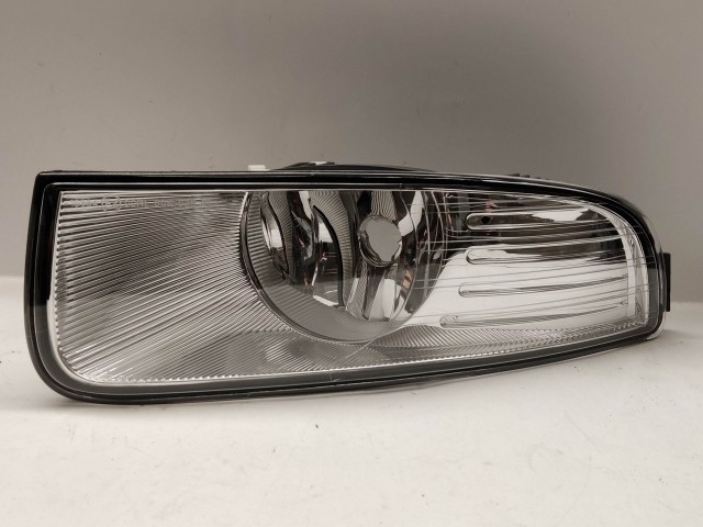 Skoda Superb II. 2008-2009 utángyártott új bal első ködlámpa H8 bal TYC