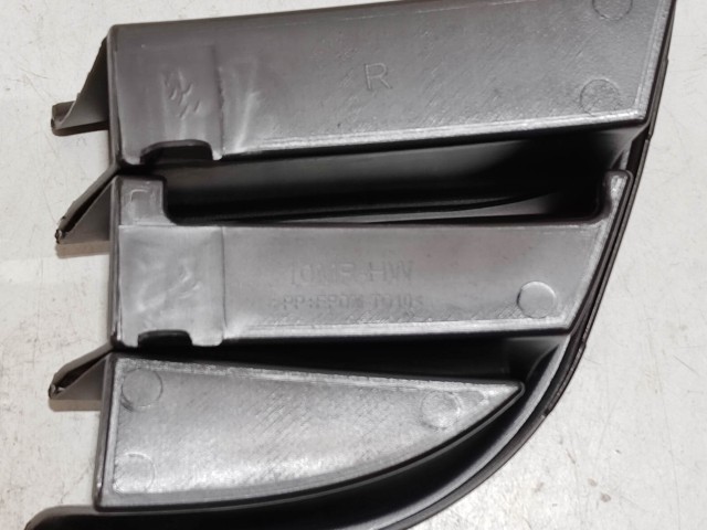 Skoda Octavia II. 2004-2013 utángyártott új jobb első lökhárítórács