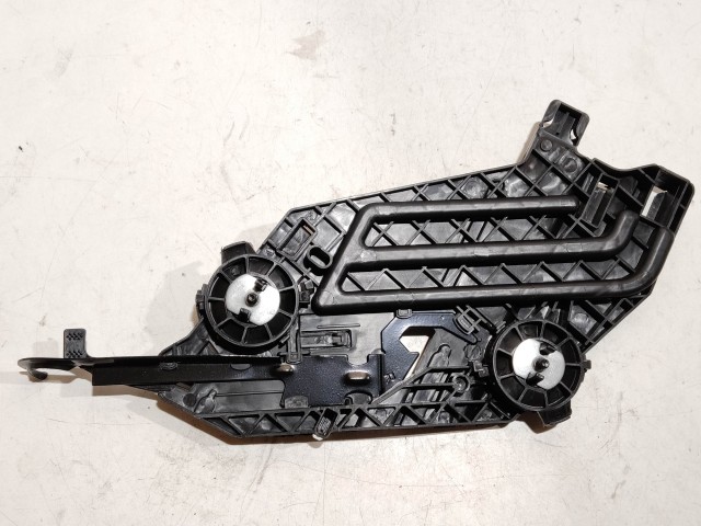 Skoda Octavia II. 2009-2013 utángyártott új jobb oldali fényszóró állító (tartó) keret