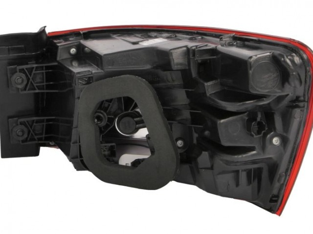 Skoda Kodiaq  2017-2021 utángyártott új bal hátsó külső lámpa LED/WY16W