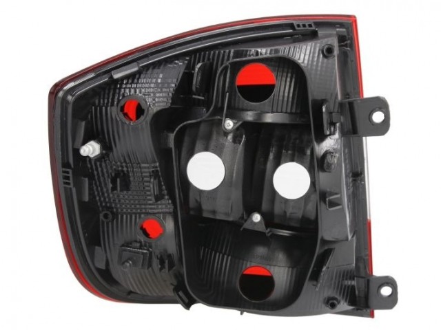 Skoda Rapid 2012-2022 utángyártott új jobb hátsó lámpa, sötétített (SEDAN)