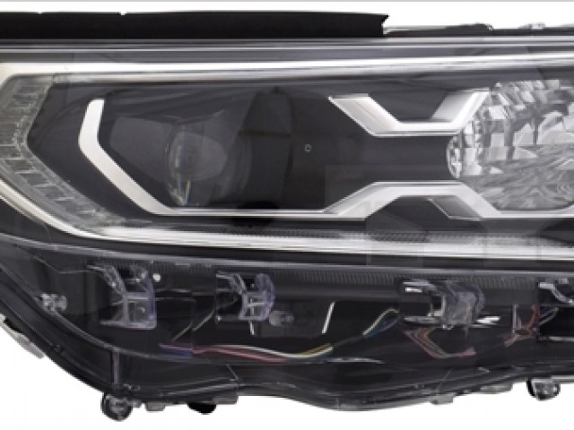 Toyota Rav 4 2018- utángyártott új jobb első fényszóró HB3/H11+LED TYC