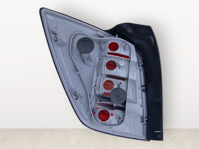 Opel Astra H 2007-2014 utángyártott új jobb hátsó lámpa (Kombi)