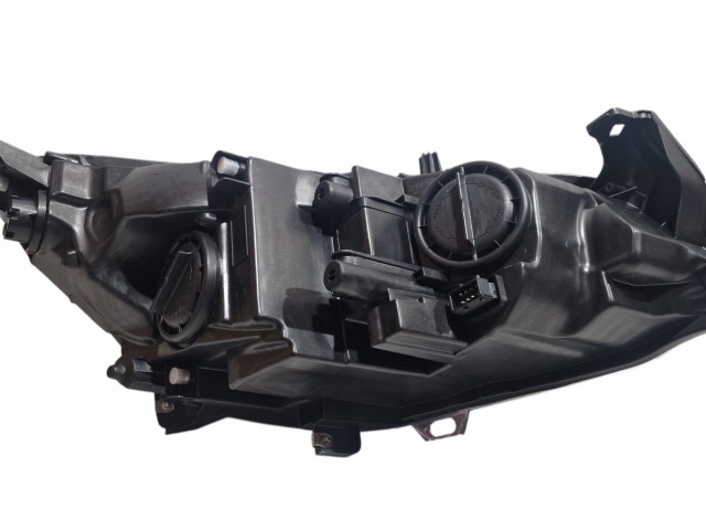 Opel Astra J 2012-2020 utángyártott új bal első fényszóró 2H7 fekete h.  (motorral) TYC