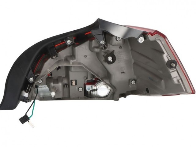 Peugeot 508 2014-2018 utángyártott új bal hátsó lámpa LED-es (4 ajtós)