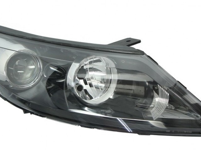 Kia Sportage 2010-2015 utángyártott új jobb első fényszóró 2H7 fekete h. (motoros) TYC