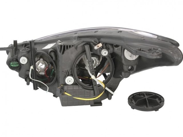 Hyundai I30 GD 2012.03.01-2015.02.01 utángyártott új jobb első fényszóró 2H7 króm házas (motorral) TYC