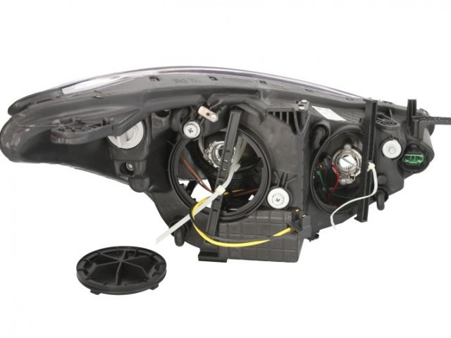 Hyundai I30 GD 2012.03.01-2015.02.01 utángyártott új bal első fényszóró 2H7 króm házas (motorral) TYC