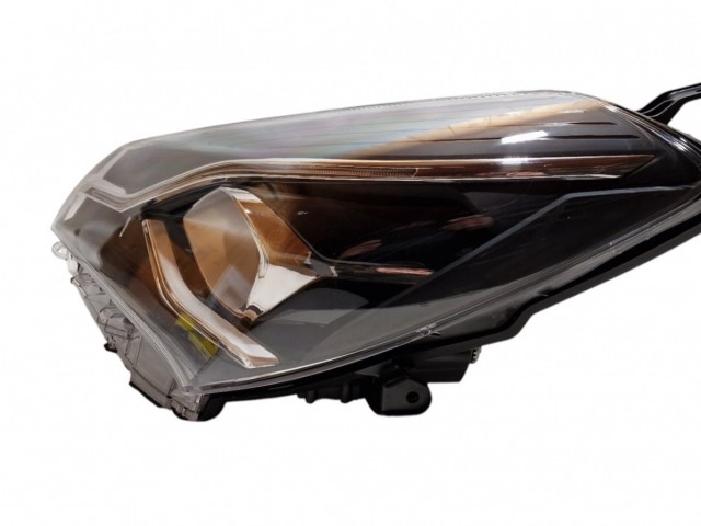 Toyota Yaris 2017-2020 utángyártott új bal első fényszóró HIR2/WY21W+LED (motoros) DEPO