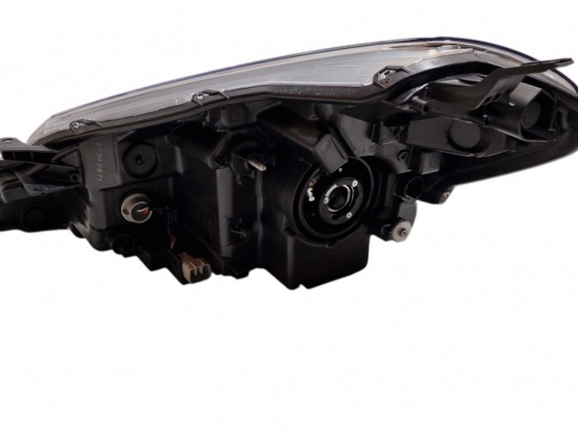 Toyota Yaris 2017.03.01-2020.05.30 utángyártott új jobb első fényszóró HIR2/WY21W+LED (motoros) DEPO