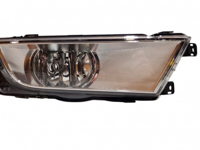 Skoda Octavia III. 2013-2016 Magneti Marelli jobb első ködlámpa H8 jobb króm házas