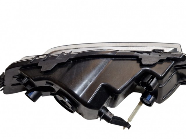 Skoda Octavia III. 2013-2016 Magneti Marelli jobb első ködlámpa H8 jobb króm házas