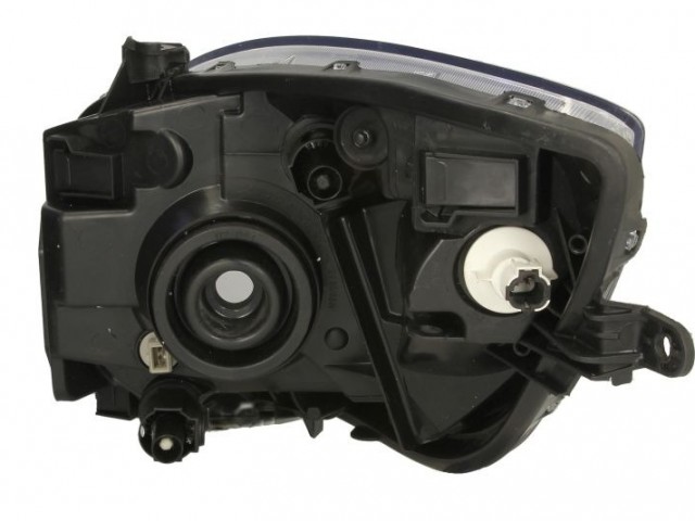 Toyota Yaris II. 2009.01.01-2011.10.15 utángyártott új bal első fényszóró H4 króm házas V-tip. (motoros) TYC