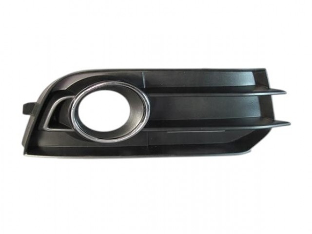 Audi A1 2010.01.01-2014.12.01 utángyártott új jobb első ködlámpa keret, fekete