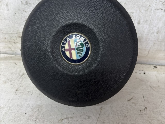 Alfa Romeo 159 2005 Légzsák használt  citromsárga zöld Kormánylégzsák 