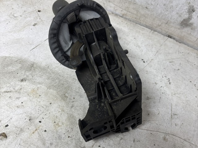 Fiat Panda II. 2003-2012 2003-2012 Váltókulissza használt  5