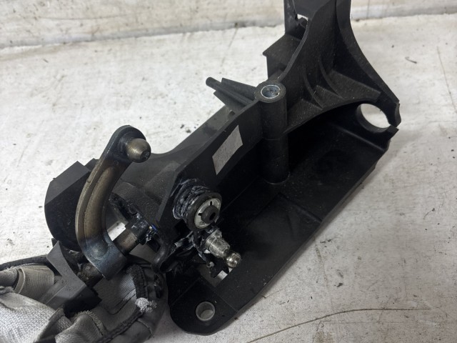 Fiat Panda II. 2003-2012 2003-2012 Váltókulissza használt  5