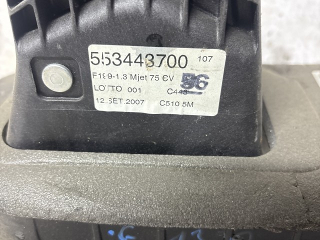 212558 Fiat Grande Punto  2005-2009 1,3 16v Diesel 75 Le váltókulissza 55344370