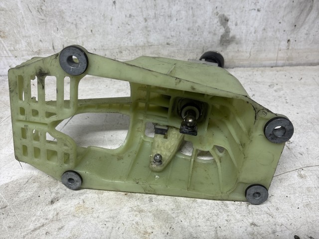 212557 Alfa Romeo 159 1.9 Diesel váltókulissza 55349245
